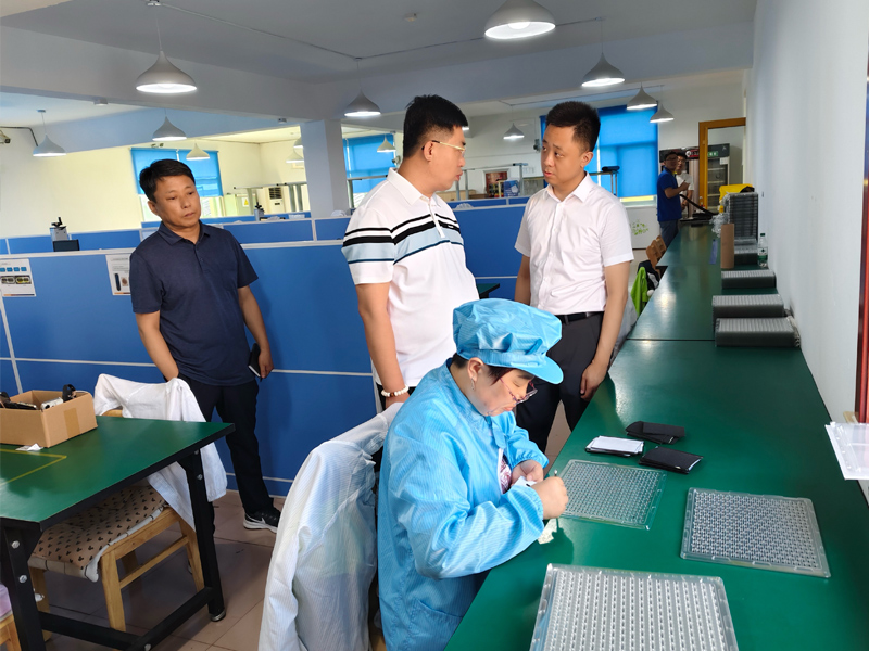 熱烈歡迎李延飛副區長一行蒞臨我